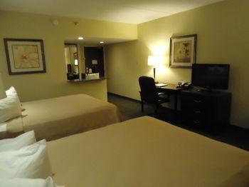 Viscount Gort Hotel, Banquet & Conference Centre 3*